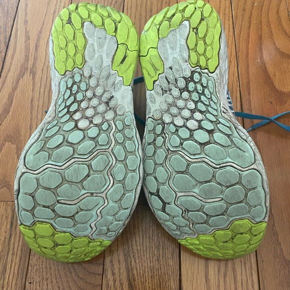 Women's New Balance Fresh Foam 1080v11 Blue Gray Running Shoes Sneakers Size 10 - Picture 4 of 5